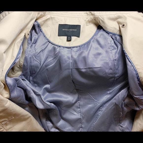 Banana Republic Trench Coat - Picture 9 of 9